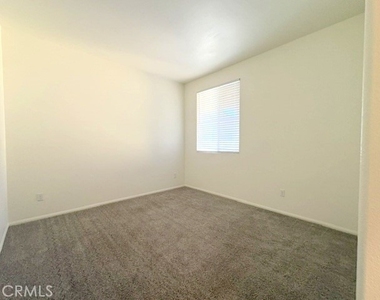 9225 Cattail Lane - Photo Thumbnail 11