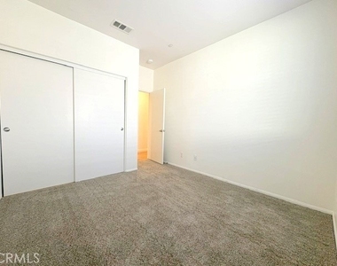 9225 Cattail Lane - Photo Thumbnail 13
