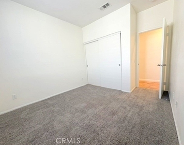 9225 Cattail Lane - Photo Thumbnail 12