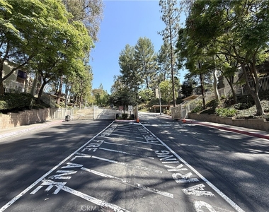 22734 Lakeway Drive - Photo Thumbnail 17