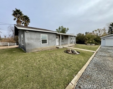 27300 Peach Street - Photo Thumbnail 3