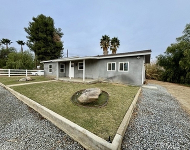 27300 Peach Street - Photo Thumbnail 1