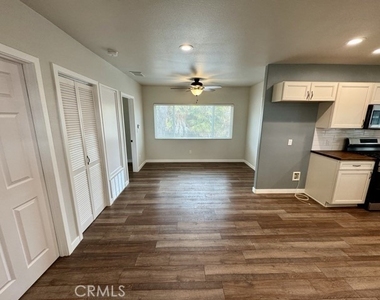 27300 Peach Street - Photo Thumbnail 6