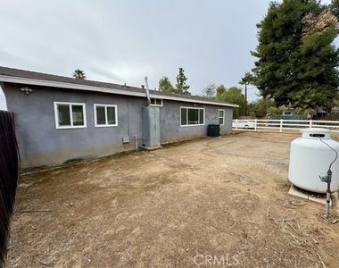 27300 Peach Street - Photo Thumbnail 30
