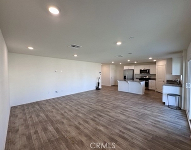 28798 Enclave Lane - Photo Thumbnail 17