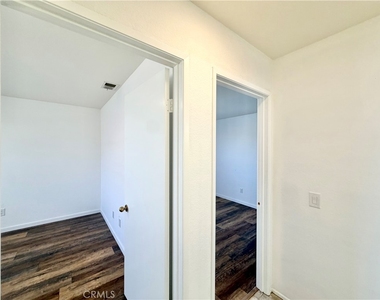 26121 Coronada Drive - Photo Thumbnail 23