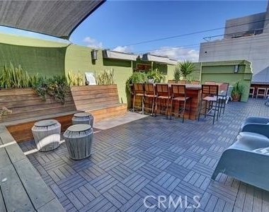 140 Linden - Photo Thumbnail 10