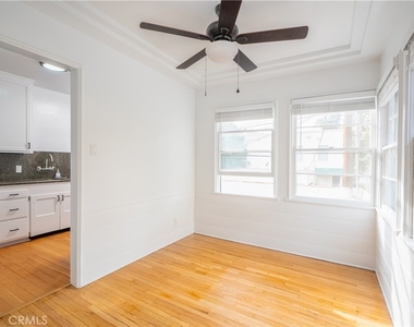 265 N Swall Drive - Photo Thumbnail 8