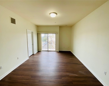 8844 Darby - Photo Thumbnail 14