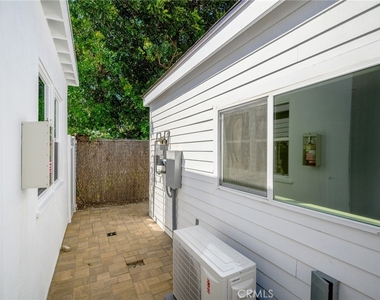 908 E Maple - Photo Thumbnail 11