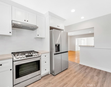 9401 Rhea - Photo Thumbnail 2