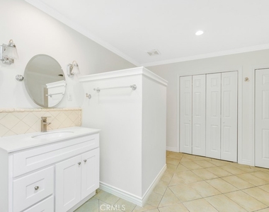 9401 Rhea - Photo Thumbnail 16