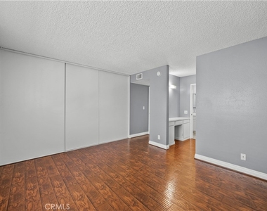 12624 Ralston Avenue - Photo Thumbnail 44