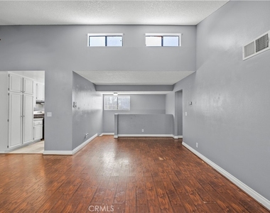 12624 Ralston Avenue - Photo Thumbnail 20