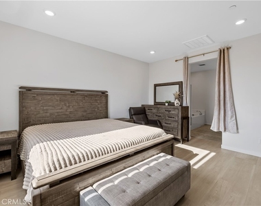 27579 Sanctuary Ct. - Photo Thumbnail 11