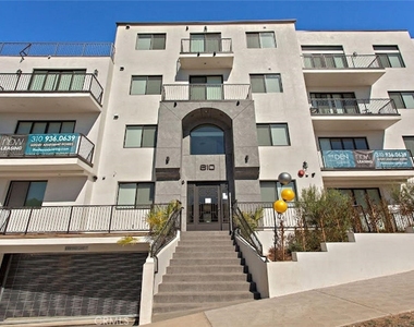 610 Levering Avenue - Photo Thumbnail 11