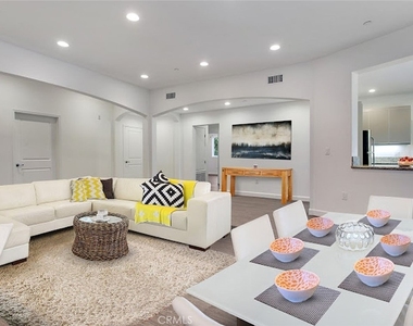 610 Levering Avenue - Photo Thumbnail 9