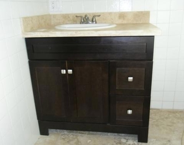 6225 Melvin Avenue - Photo Thumbnail 24
