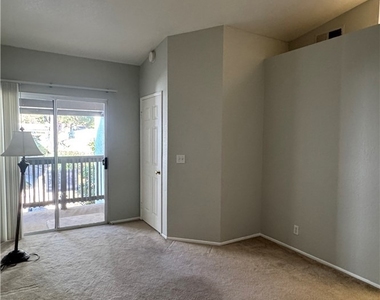 513 Water Oak Lane - Photo Thumbnail 15