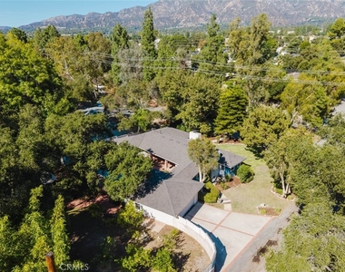 3747 El Lado Drive - Photo Thumbnail 49
