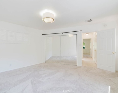 3747 El Lado Drive - Photo Thumbnail 23