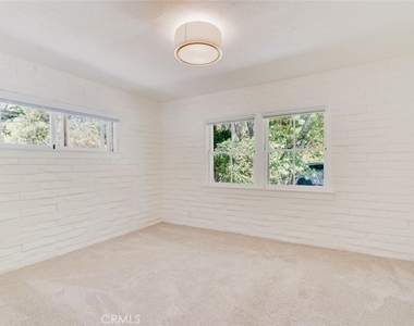 3747 El Lado Drive - Photo Thumbnail 26