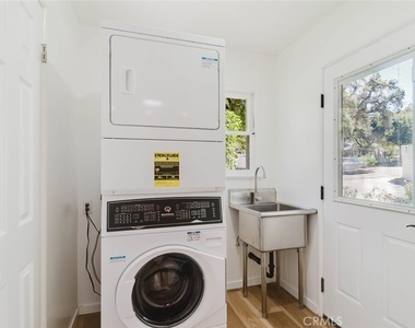 3747 El Lado Drive - Photo Thumbnail 30