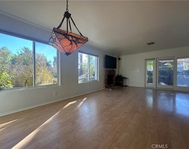 2602 Calle Elegante - Photo Thumbnail 12