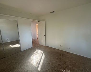 2602 Calle Elegante - Photo Thumbnail 35