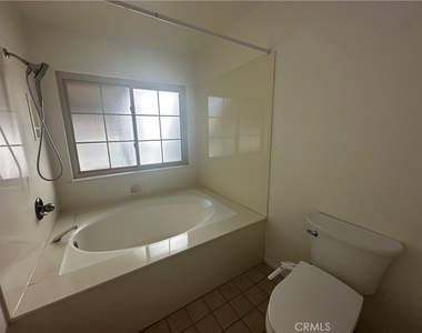 2602 Calle Elegante - Photo Thumbnail 52