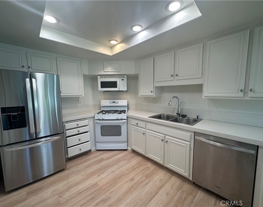 2602 Calle Elegante - Photo Thumbnail 15