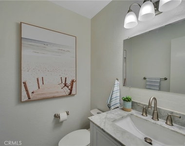 2721 Gramercy Avenue - Photo Thumbnail 20