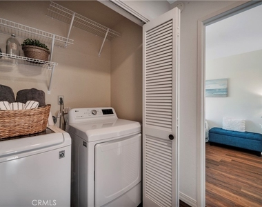 2721 Gramercy Avenue - Photo Thumbnail 21