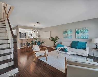 2721 Gramercy Avenue - Photo Thumbnail 1
