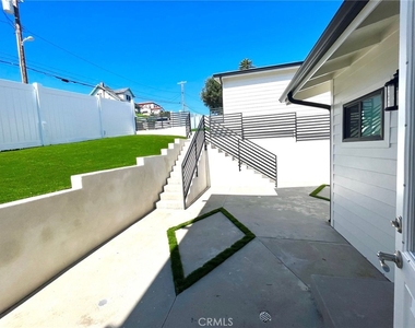 624 W 38th Street - Photo Thumbnail 14
