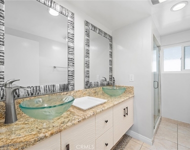 131 Opal Ave - Photo Thumbnail 6