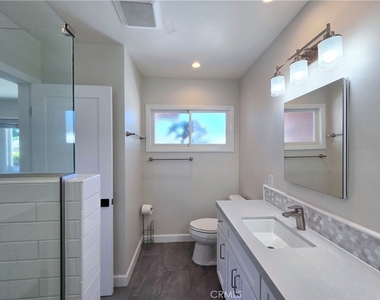 872 N Karen Way - Photo Thumbnail 23