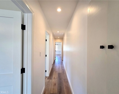 872 N Karen Way - Photo Thumbnail 30