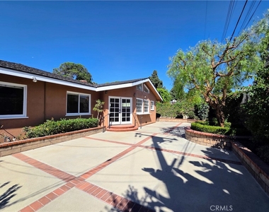 872 N Karen Way - Photo Thumbnail 35