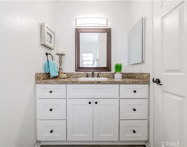 900 W Country View - Photo Thumbnail 18