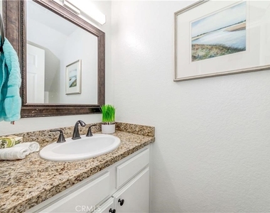 900 W Country View - Photo Thumbnail 6