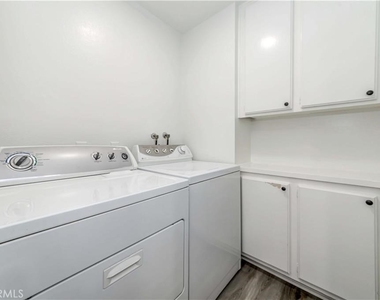 900 W Country View - Photo Thumbnail 7