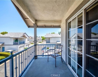 900 W Country View - Photo Thumbnail 14