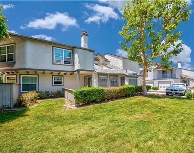 900 W Country View - Photo Thumbnail 23