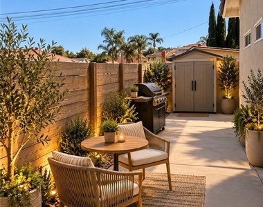 2348 Angelcrest Drive - Photo Thumbnail 14