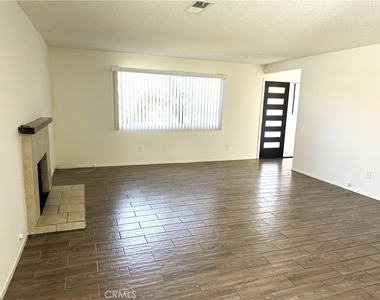 16661 Blanton - Photo Thumbnail 4