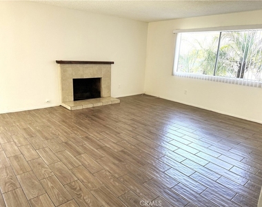 16661 Blanton - Photo Thumbnail 3