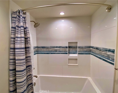 230 S Catalina Avenue - Photo Thumbnail 10