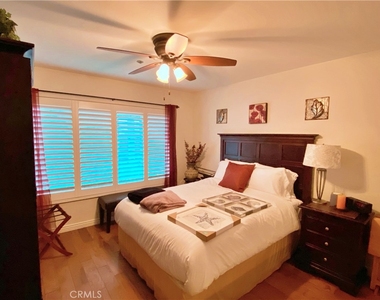 230 S Catalina Avenue - Photo Thumbnail 9