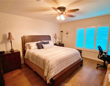 230 S Catalina Avenue - Photo Thumbnail 12
